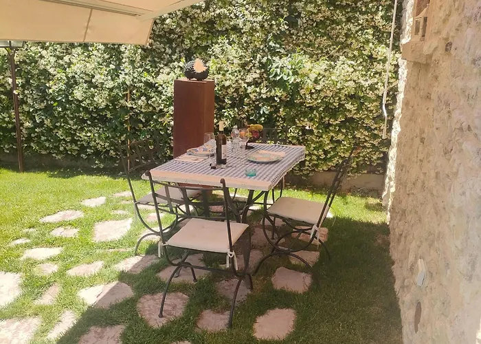 Umbria Valnerina , Il Tartuffo, Sulla Via Di Francesco Scheggino